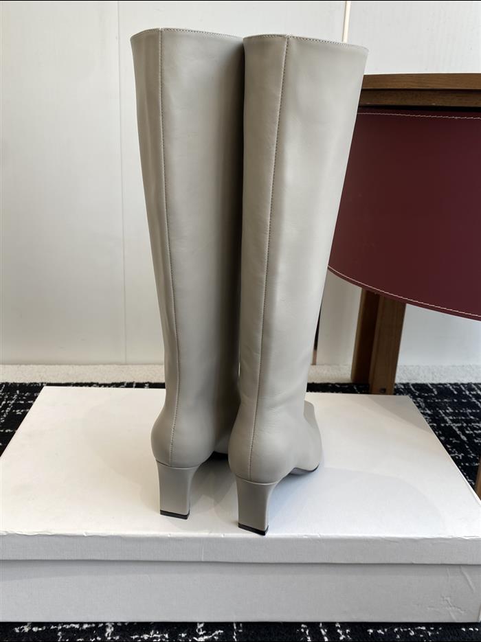 20251128174411405 480